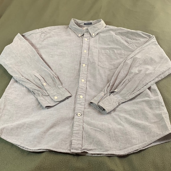 St. John's Bay Other - Men’s St. John’s Bay brown/gray button-up shirt. Size XL